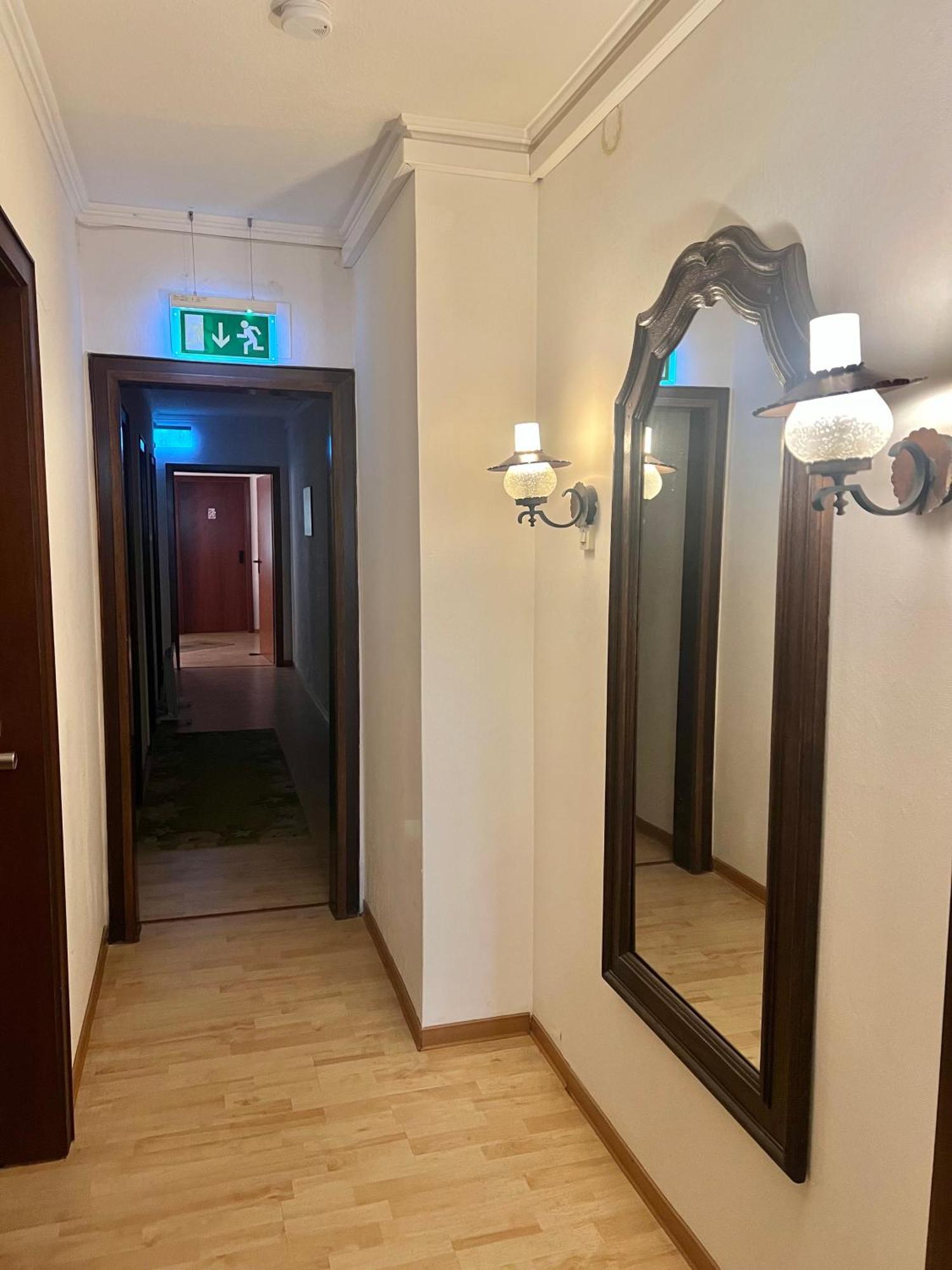 Hotel Ellermann Vlotho Bagian luar foto